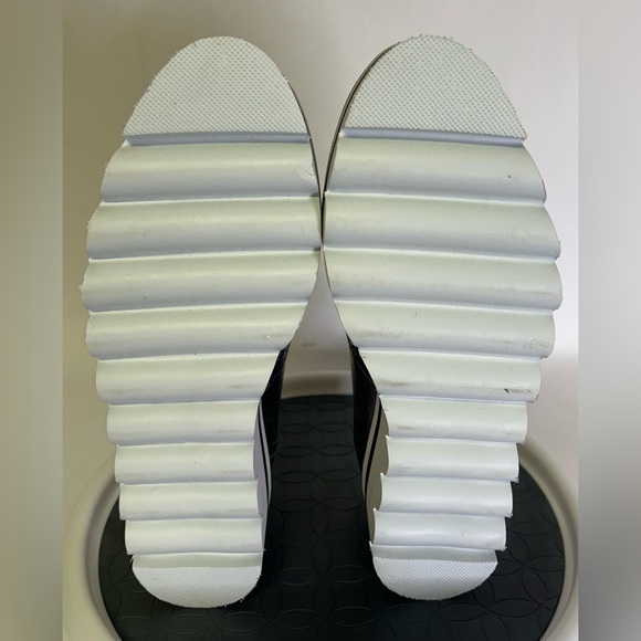 Salamandra  Silver Platform Oxfords Women’s Size  7 (24)  BRAND NEW SUPER CUTE! - Picture 7 of 10